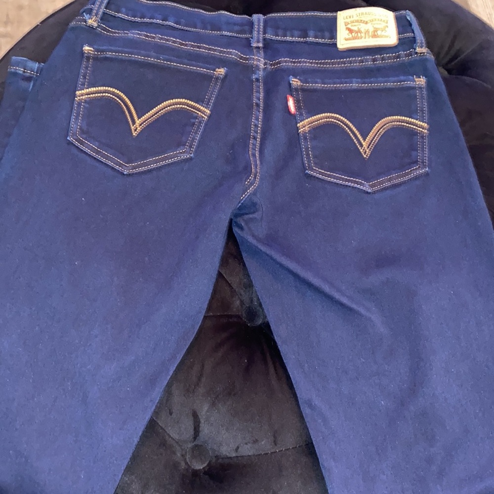 🔥DaRk BLuE like new Levi Jeans🔥 - Picture 12 of 12